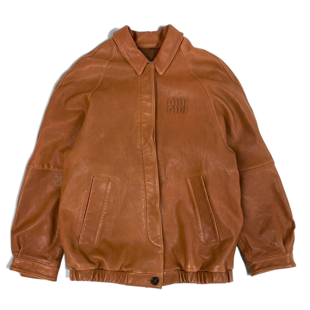 i8 《美品》 miu miu ミュウミュウ 23AW ロゴパッチ ナッパレザージャケット Logo Patch Nappa Leather Jacket MPV895 40 キャメルブラウン レザーt18r