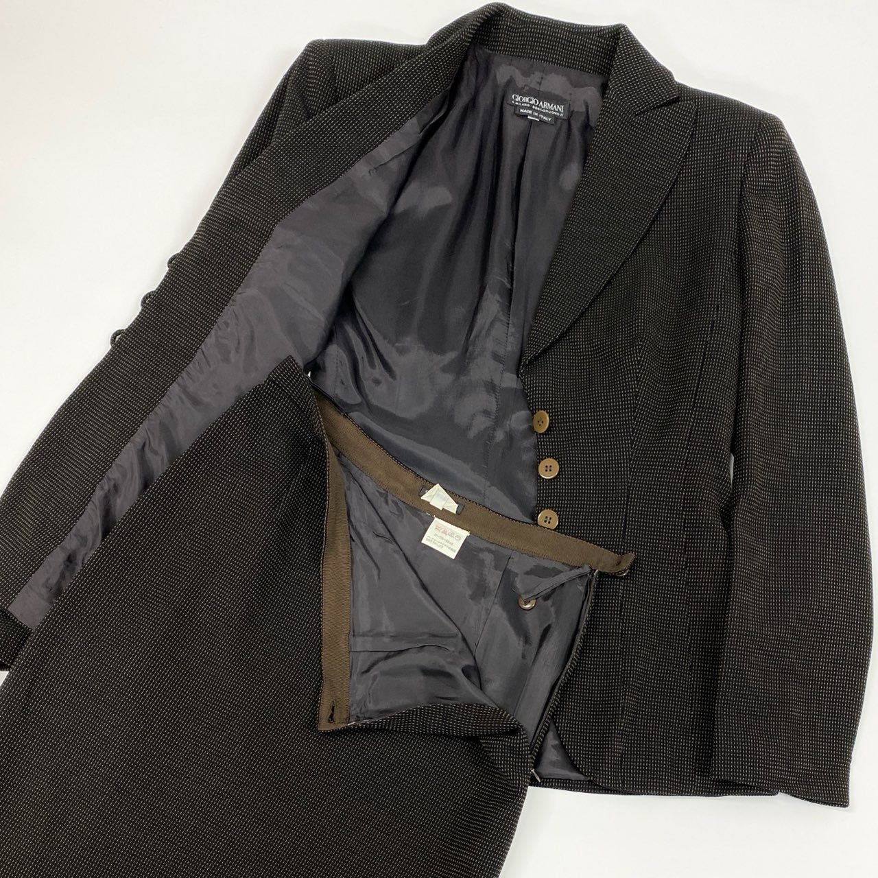 Ed6 GIORGIO ARMANI ジョルジオアルマーニ セットアップ スカートスーツ フォーマル  サイズ38 ブラック レディース 女性服u02t