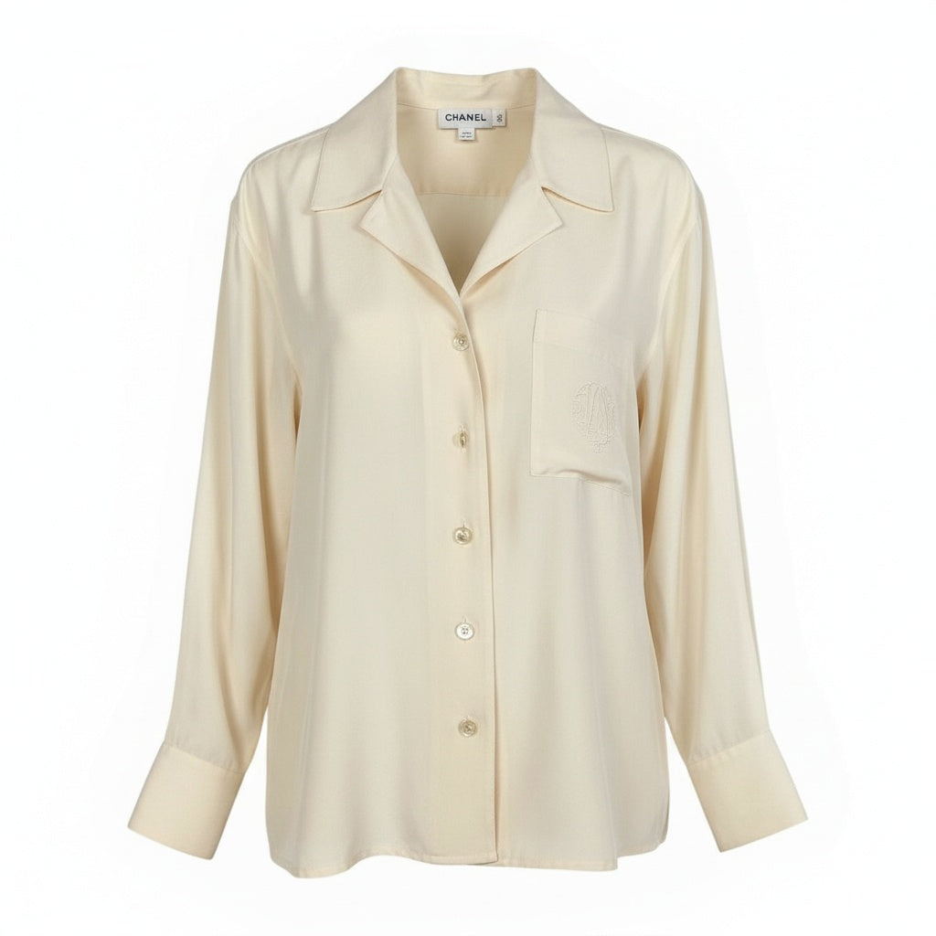 10a13 CHANEL シャネル ロングスリーブシャツ オープンカラー シルクブラウス  ココマーク パールボタン レディース 女性用 アイボリー シルク100％ Vintage shirt with pearl Coco mark buttonst18r