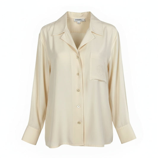 10a13 CHANEL シャネル ロングスリーブシャツ オープンカラー シルクブラウス  ココマーク パールボタン レディース 女性用 アイボリー シルク100％ Vintage shirt with pearl Coco mark buttonst18r