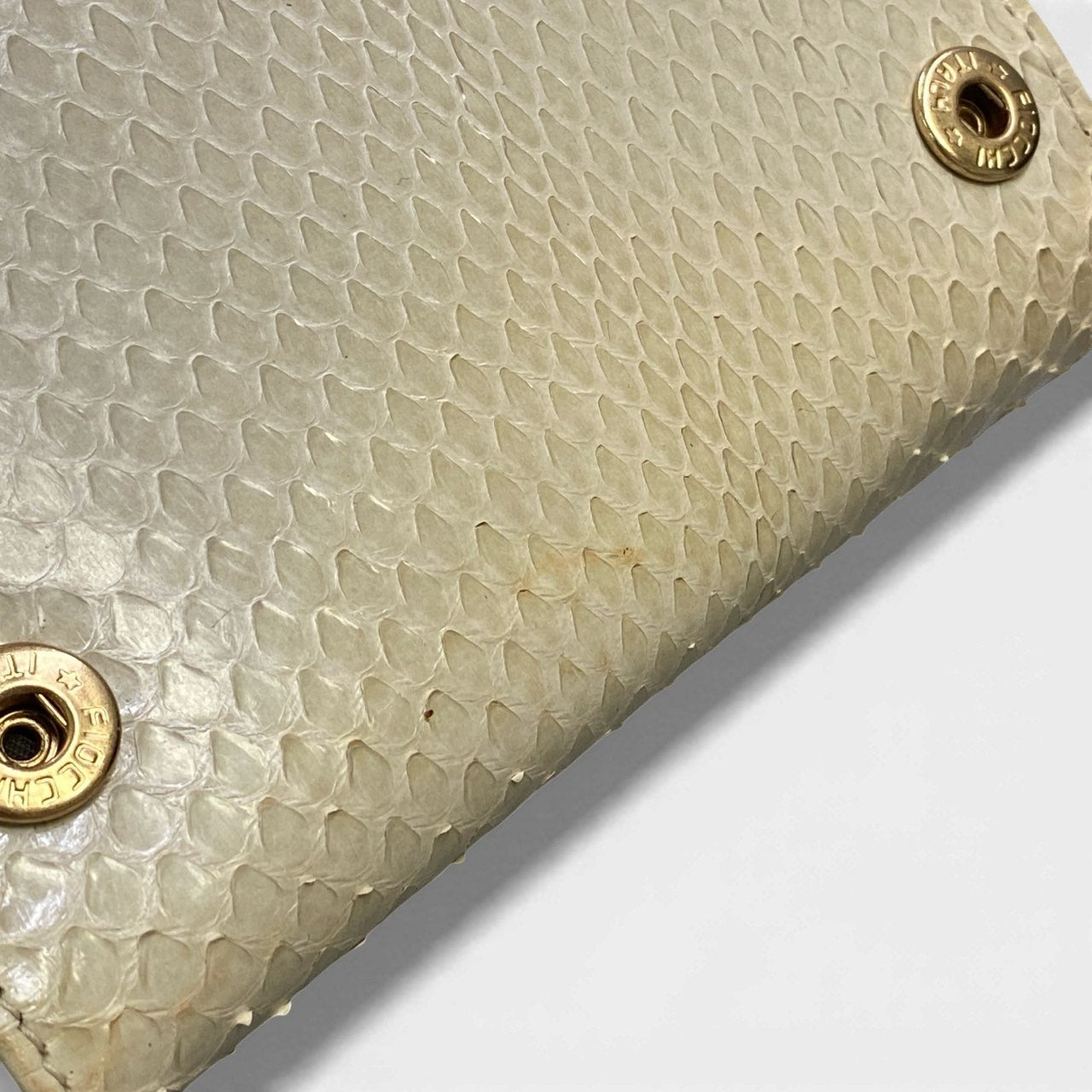 a5 DOLCE&GABBANA ドルチェアンドガッパーナ 三つ折り財布 ウォレット DGロゴ チェーン付き ベージュ ゴールド レザー レディースk02i