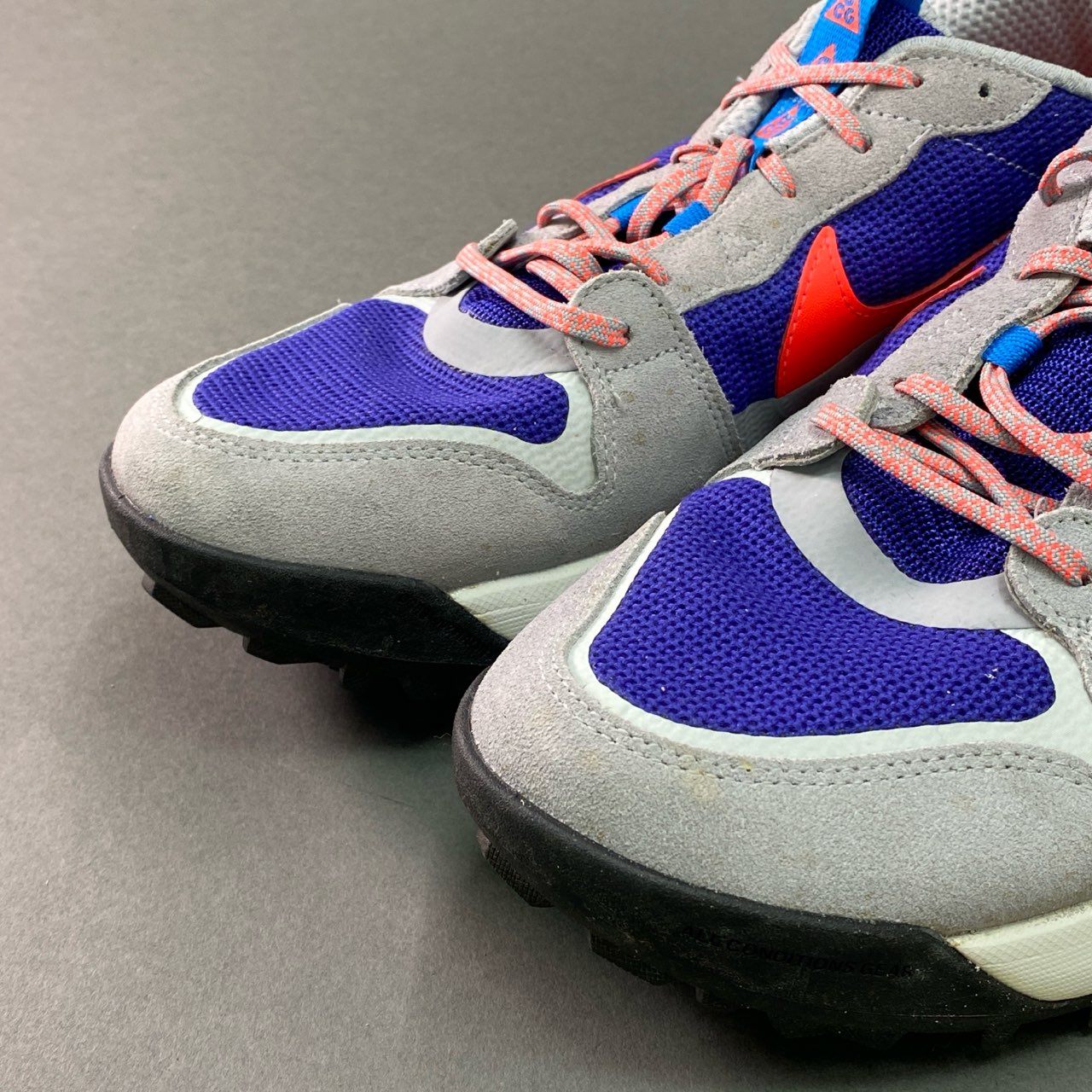 4f27 NIKE ナイキ ACG LOW CATE ローケイト  28.5cm グレー ブルー シューズ TRAIL FRAME