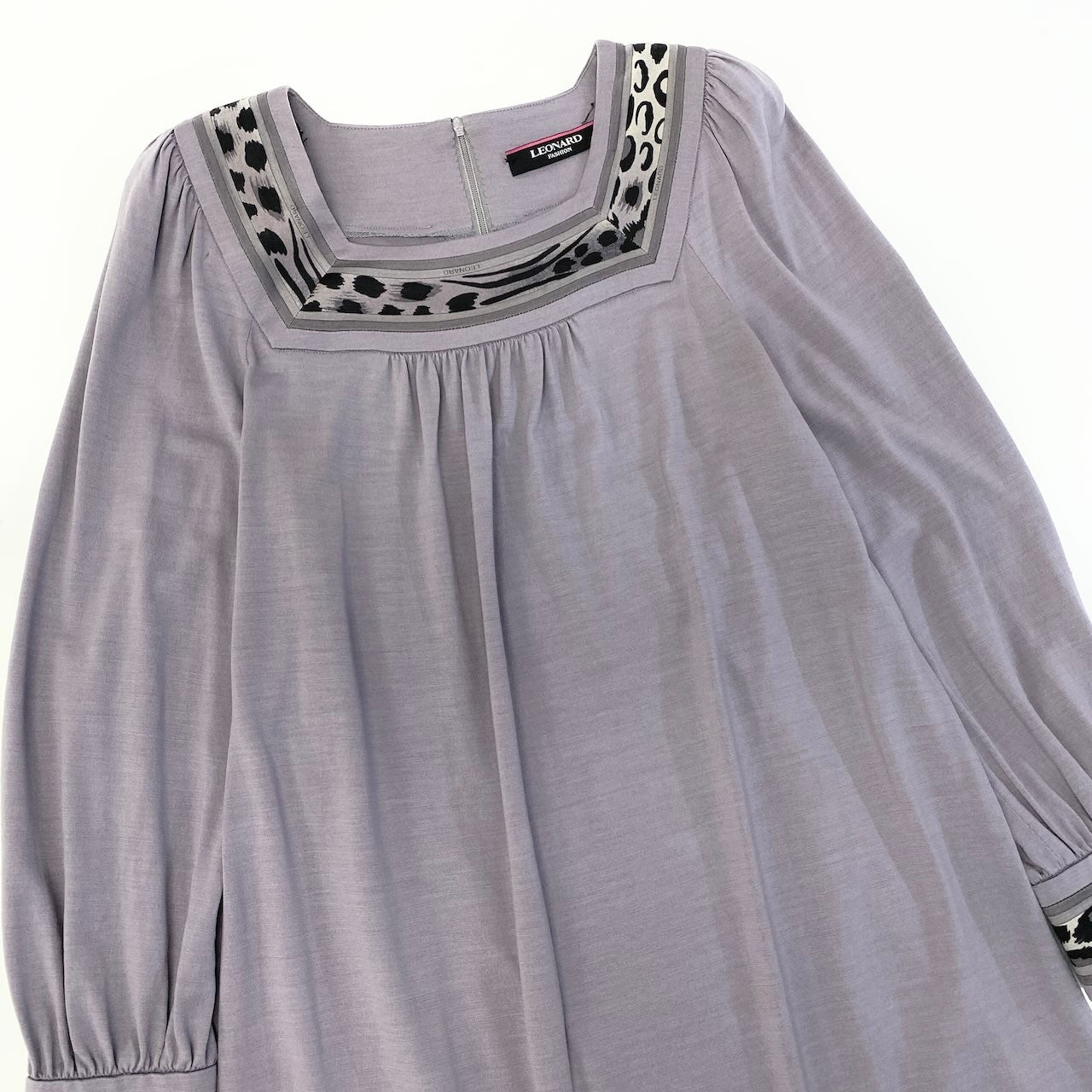 65e7 LEONARD FASHION レオナール スクエアネック 膝丈ワンピース ロングスリーブ サイズL グレー系 レディース 女性服o07t