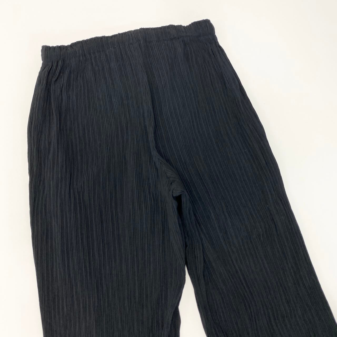 Af6 ISSEY MIYAKE イッセイミヤケ プリーツ ロングパンツ サイズ2 ブラック ポリエステル100％ レディース女性用u02t