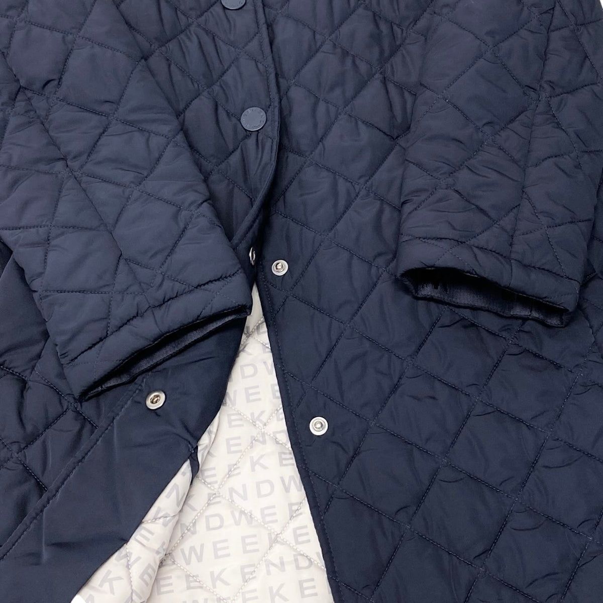 41i27 WEEKEND MaxMara ウィークエンド マックスマーラ キルティングジャケットコート 中綿ジャケット ミドル丈 サイドラインロゴ 38サイズ ネイビー ポリエステル100％ レディース 女性用u02t