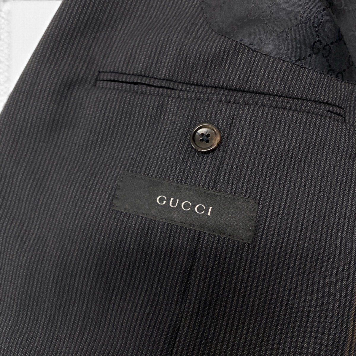 22i28 【美品】 GUCCI グッチ セットアップスーツ 2B 裏地GG柄 総柄 チェンジポケット サイズ44R ネイビー メンズ 紳士服k02i