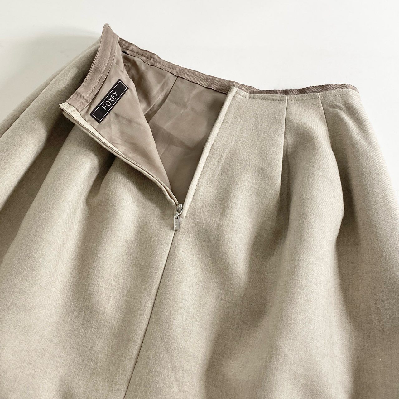 60i27 FOXEY フォクシー Chocolate Switch Skirt チョコレートスウィッチ スカート 39181 40 ベージュ 日本製