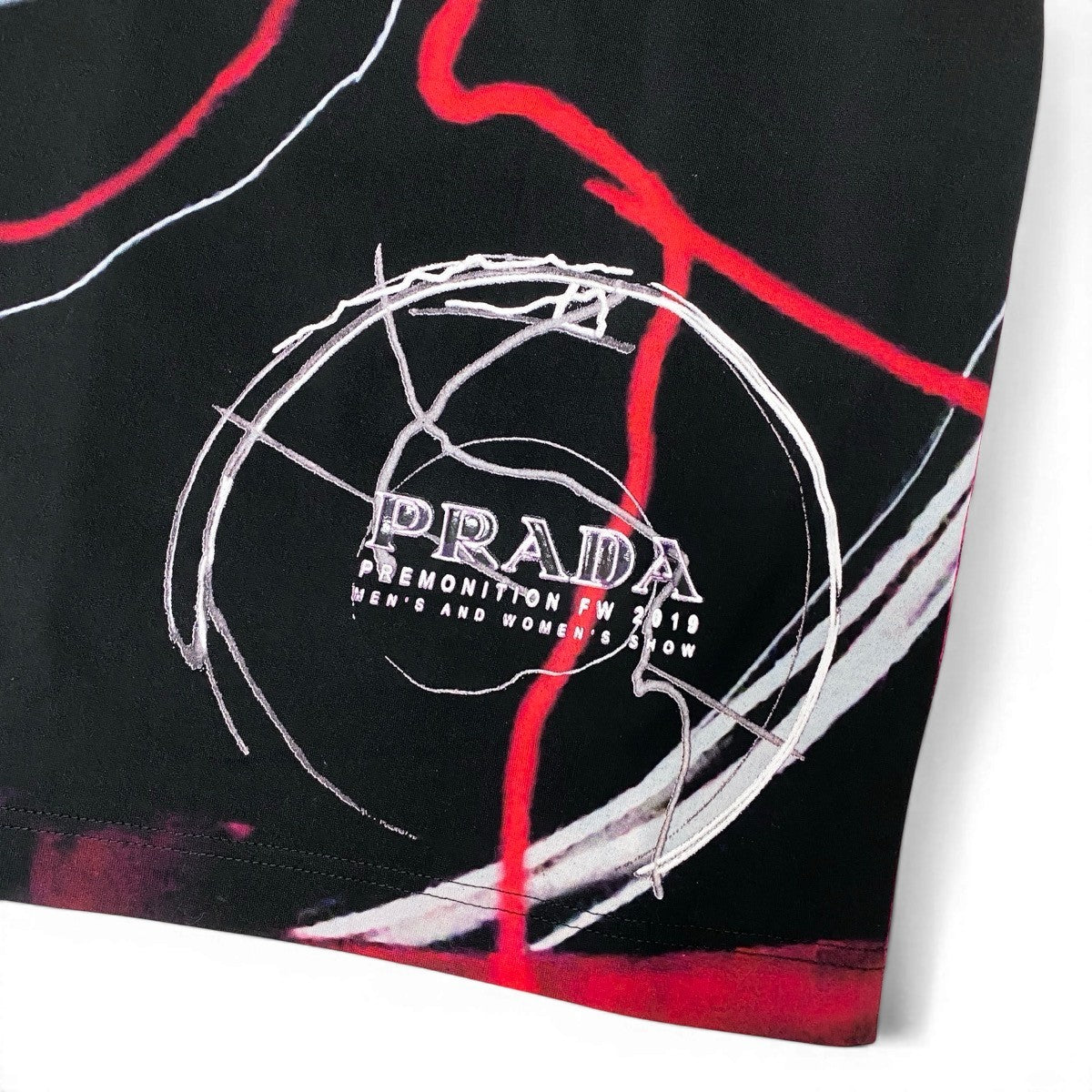 Mf25 【美品】PRADA FW19 PREMONTION GRAPHIC PRINT TEE XSサイズ ブラック ピンク コットン100％ メンズ 男性用u02t