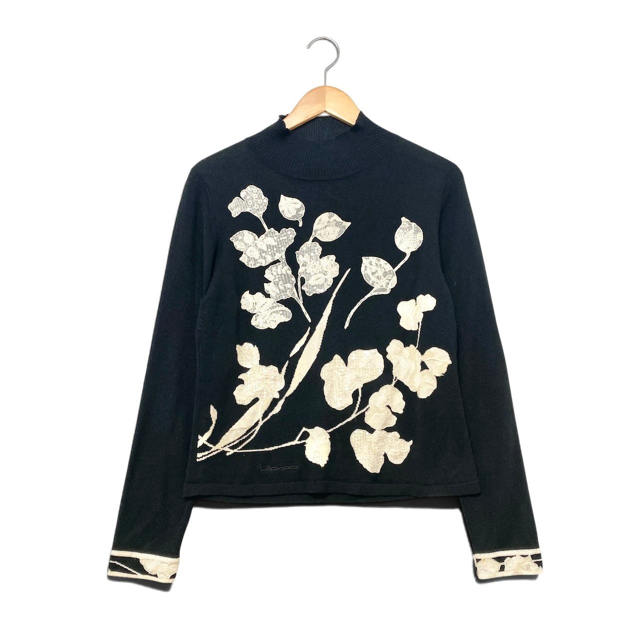 10h31 LEONARD FASHION レオナール タートルネック ニットセーター スパンコール レース装飾 花柄 サイズL ブラック レディースu02t