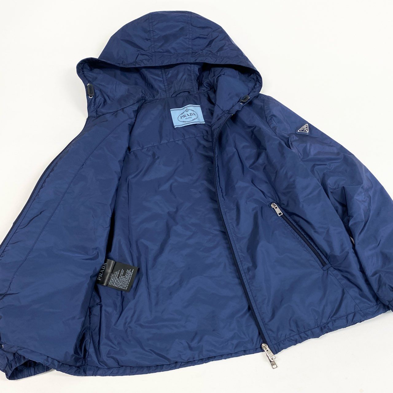 30l14 PRADA プラダ Re-Nylon フーデッドジップジャケット 三角プレート 29Q597 サイズ40 ブルー ブルゾン パーカーt18r