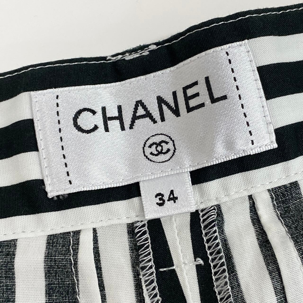 Ce11 【新品保管品】CHANEL 2024SS スラックスパンツ ラインストーンココマーク ストライプ P76233V68306 MB103 34サイズ ホワイト ブラック レディース 女性用ta1