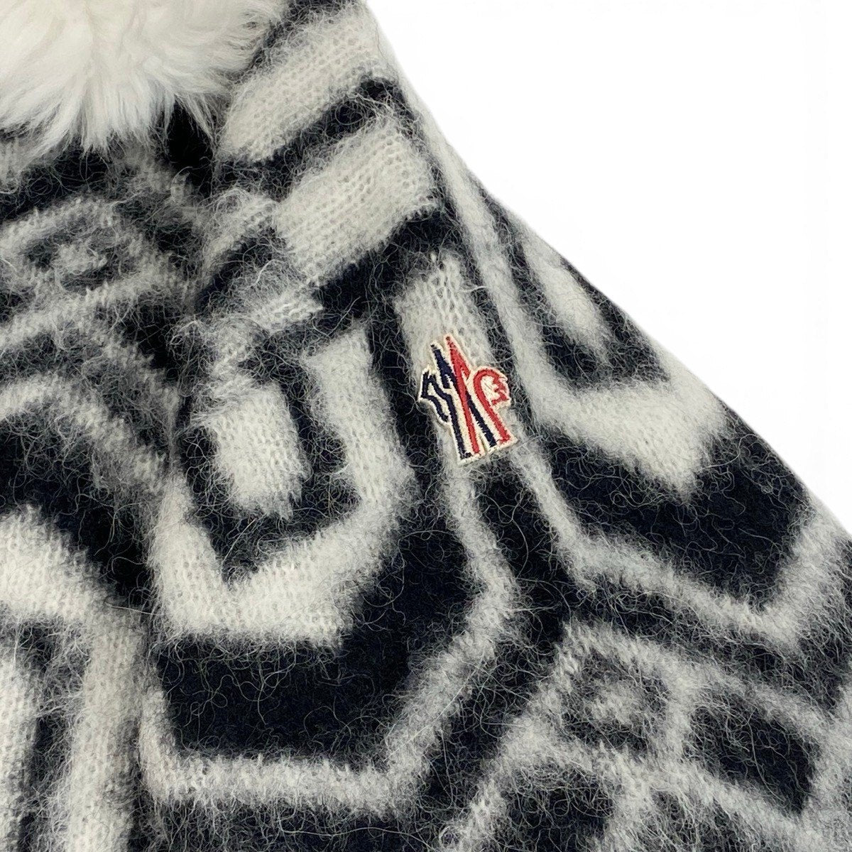 Ii4 【未使用タグ付】 MONCLER モンクレール 2022AW GRENOBLE APRES-SKI カーディガン ニットジャケット H20989B00002 M2085 サイズS ブラック ホワイト レディースk02i