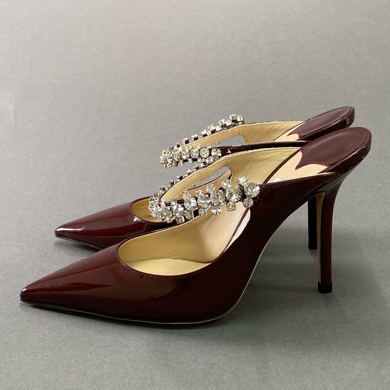 1d15 JIMMY CHOO ジミーチュウ ビング BING クリスタルビジューストラップ ミュール パンプス シューズ 34 ボルドー パテントレザー