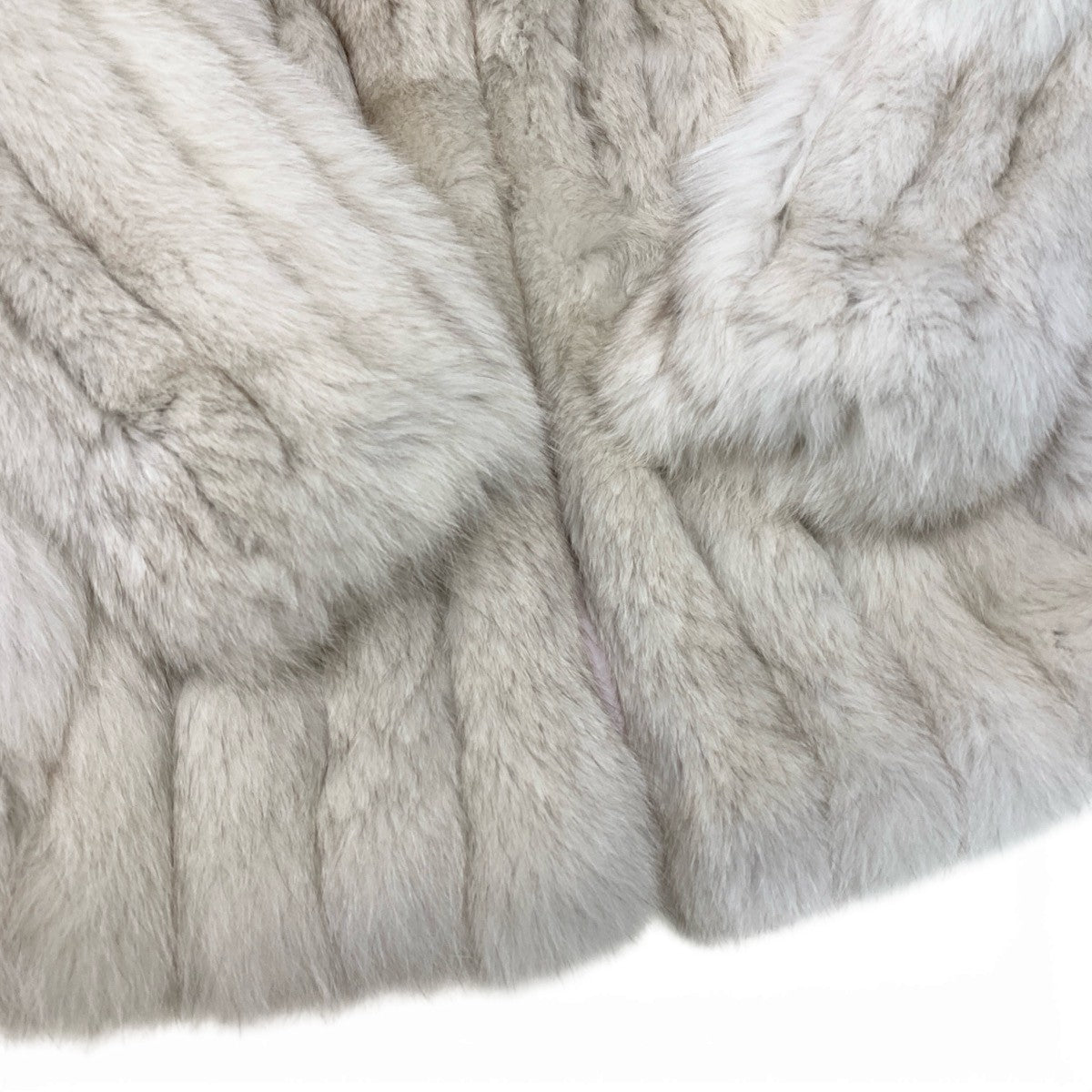 69g14 SAGA FOX サガフォックス 銀サガ ブルーフォックス ファーコート サイズ11 ホワイト 最高級本毛皮 Fox Fur Coatt18r