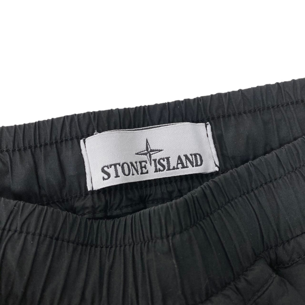 25j20 STONE ISLAND ストーンアイランド レギュラー テーパードフィット カーゴパンツ 伸縮性 3100031 W27 ブラック メンズo07t