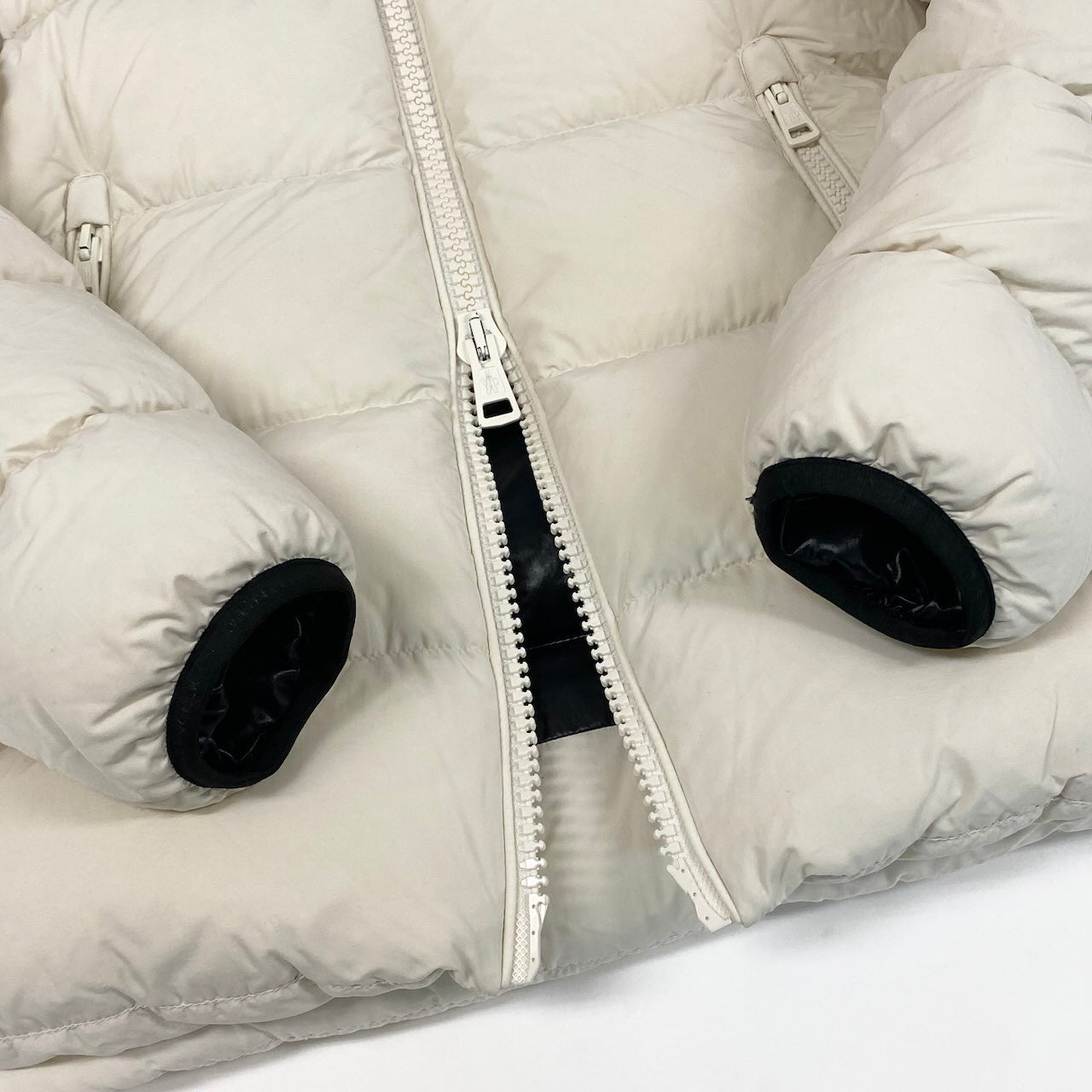 K18c20 MONCLER モンクレール DUBOIS JACKET デュボア ジャケット ダウンジャケット フードロゴ 0 ホワイト レディースsn1