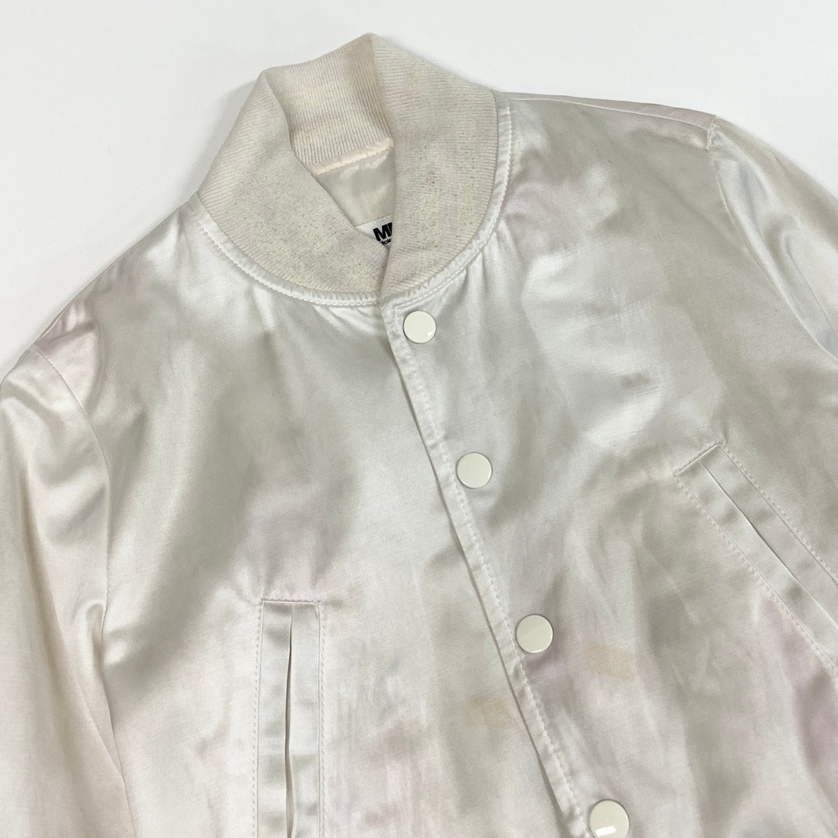 Af29 MM6 Maison Margiela マルタンマルジェラ スタジャン ヴィンテージ加工 アウター ジャケット サテン イタリア製 レディース 女性用 S62AN0088 38 オフホワイトu02t