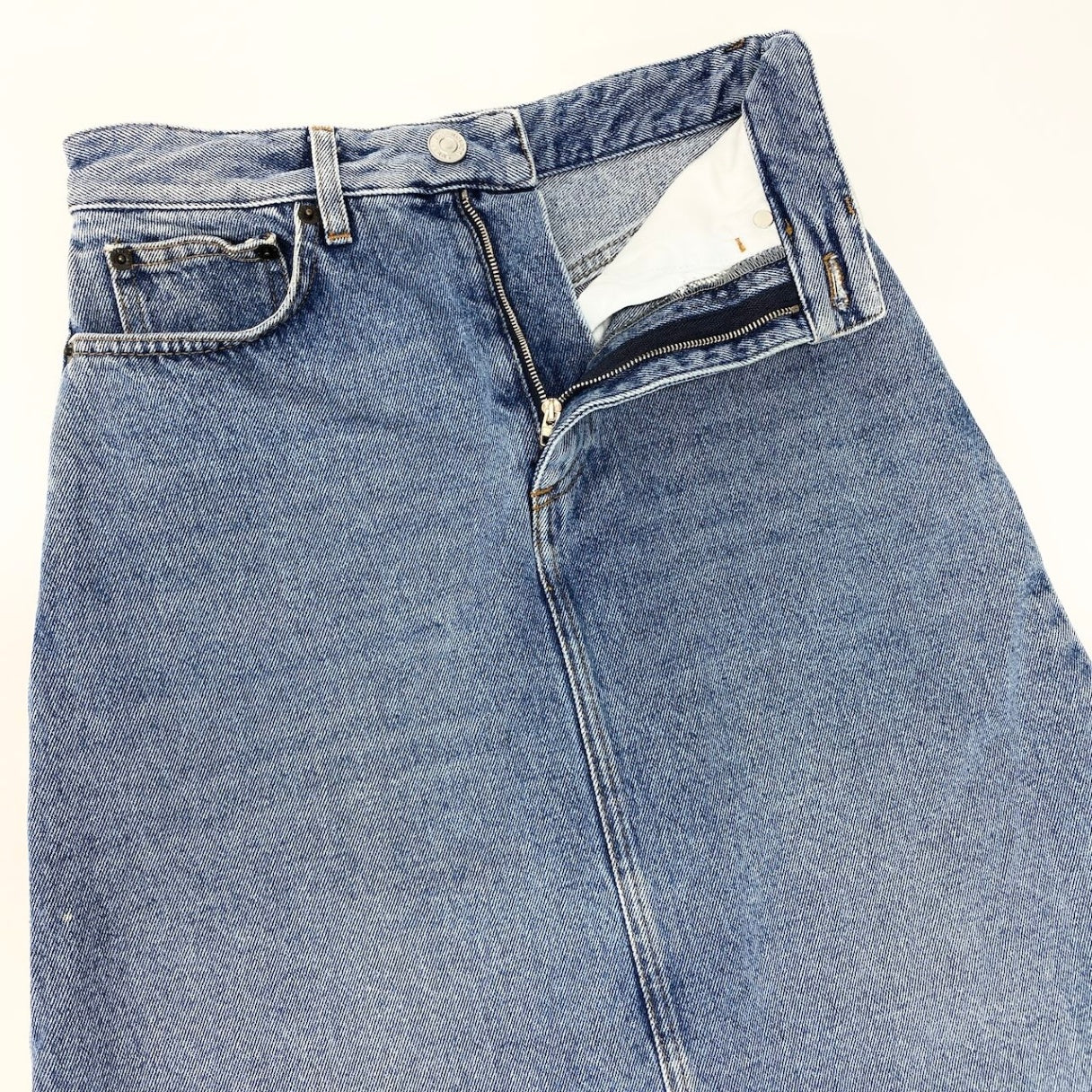42c24 【美品】BALENCIAGA バレンシアガ デニムスカート ウォッシュ加工 イタリア製 34サイズ インディゴ コットン100％ レディース 女性用o07t