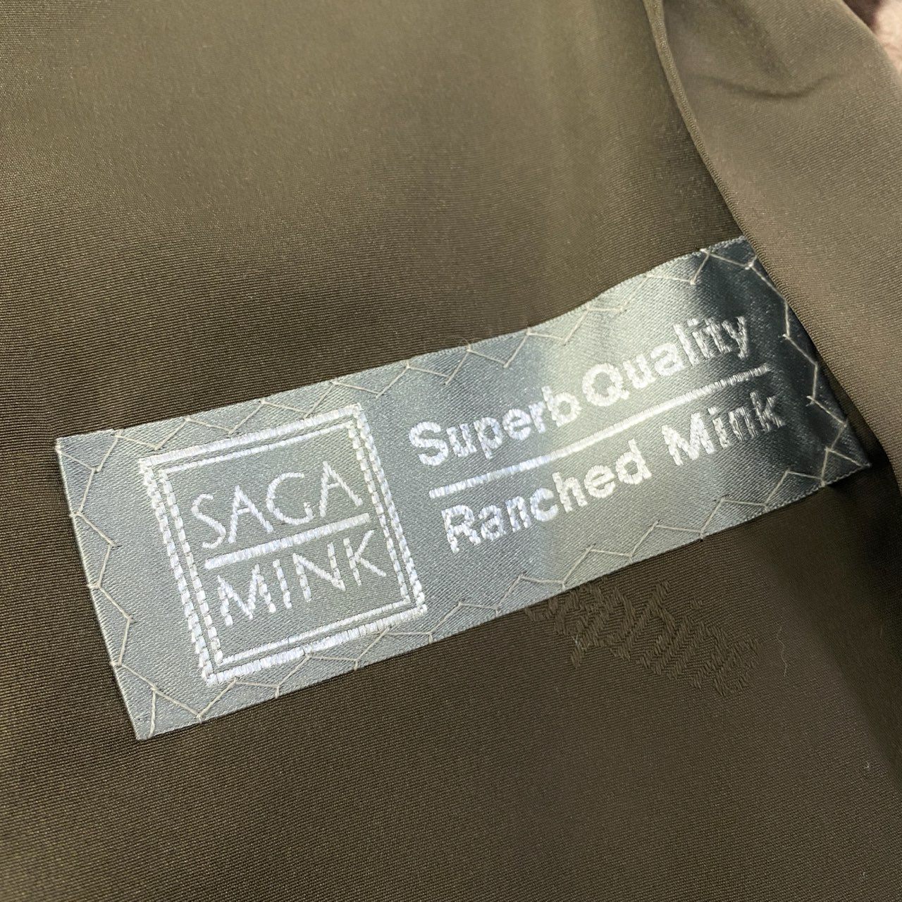 35a15 Josephine SAGA MINK サガミンク 銀サガ 希少デザイン ミンクコート 茶系 11 最高級本毛皮 Mink Fur Coatt18r