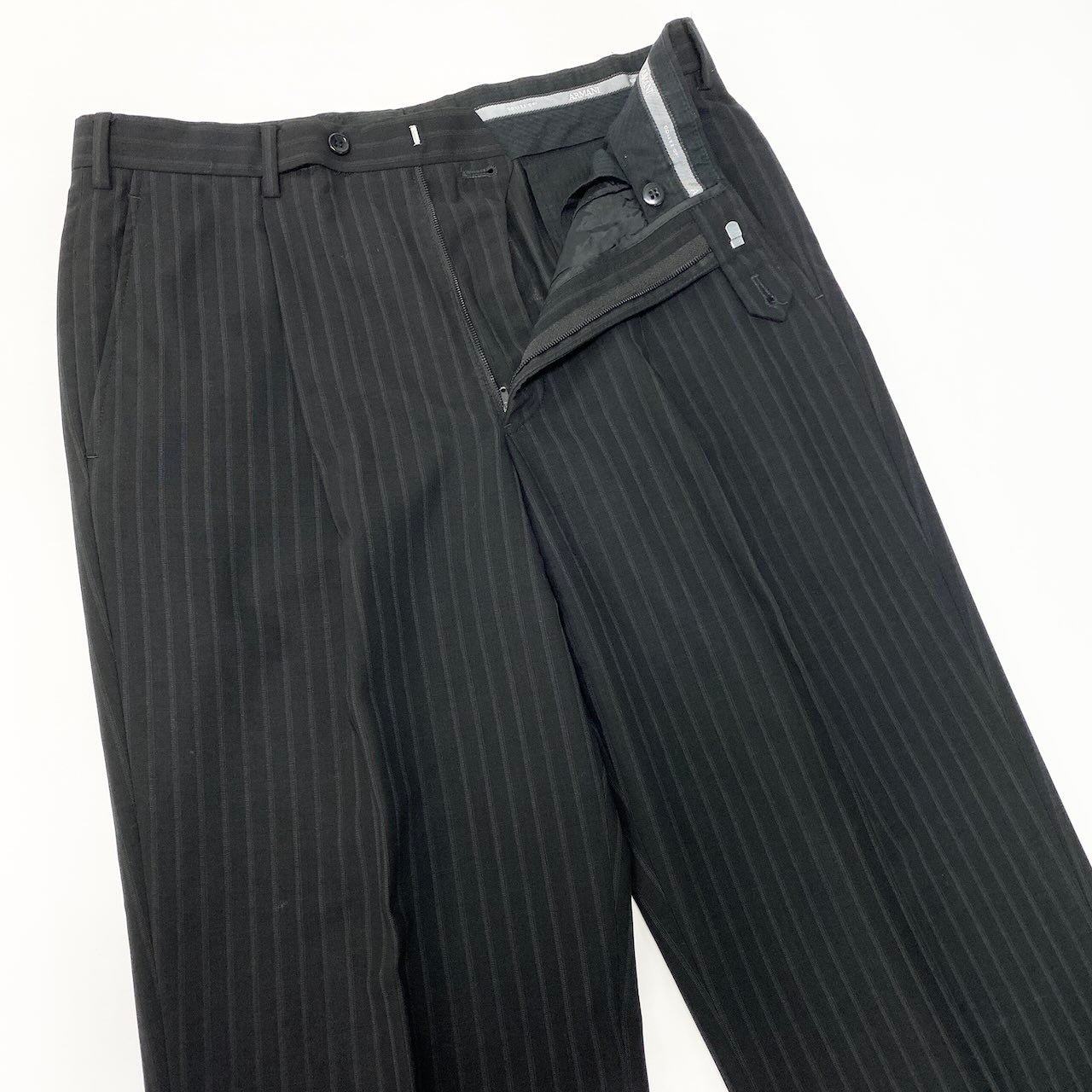 55c19 ARMANI COLLEZIONI アルマーニコレツィオーネ セットアップスーツ シングルスーツ背抜き 2B ストライプ柄 メンズ 紳士服 ビジネス フォーマル イタリア製 50 ブラック ウール100％u02t