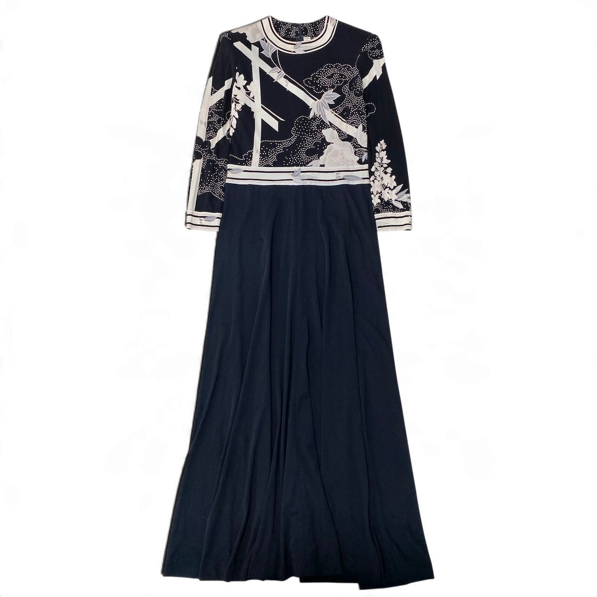 28j15 LEONARD FASHION レオナール ロングスリーブ ワンピース 花柄プリント シルクワンピース ブラック レディースu02t