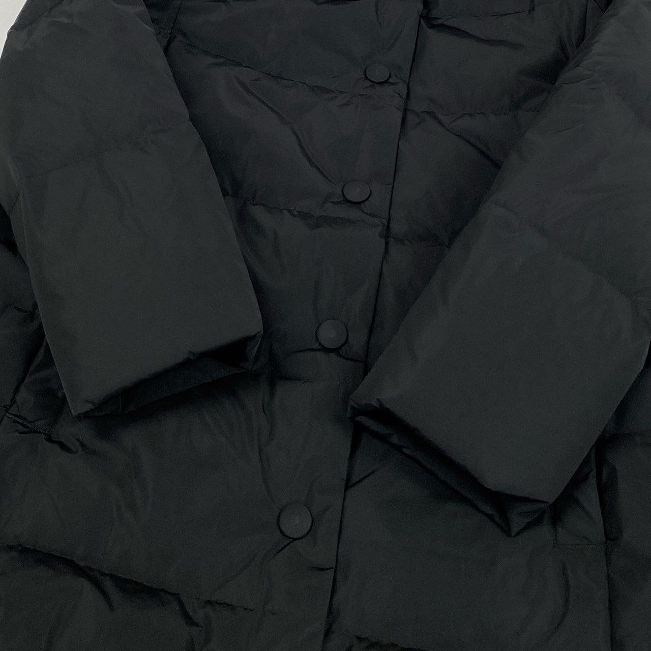 82k28 TOKUKO 1er VOL トクコプルミエヴォル ダウンコート ロングコート 装飾襟 Aライン アウター 9 ブラック レディースu02t