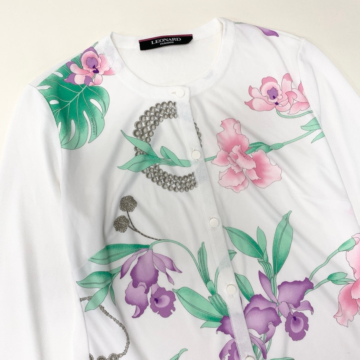 27f17 【美品】LEONARD レオナール ロングスリーブカーディガン カンカン切替 チュニック丈 美しい花柄プリント 0197764 38サイズ ホワイト レディース 女性用u02t
