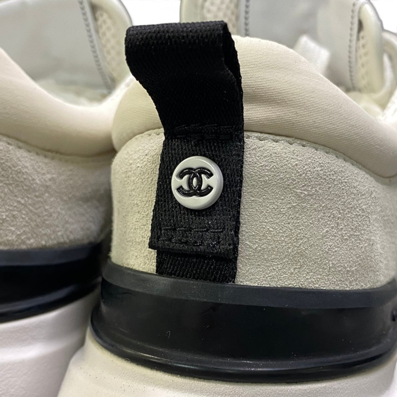 h29《美品》 CHANEL シャネル 22SS CCロゴ テニス スニーカー CC Logo Tennis Sneakers G38800 size 36 ホワイト 箱有t18r