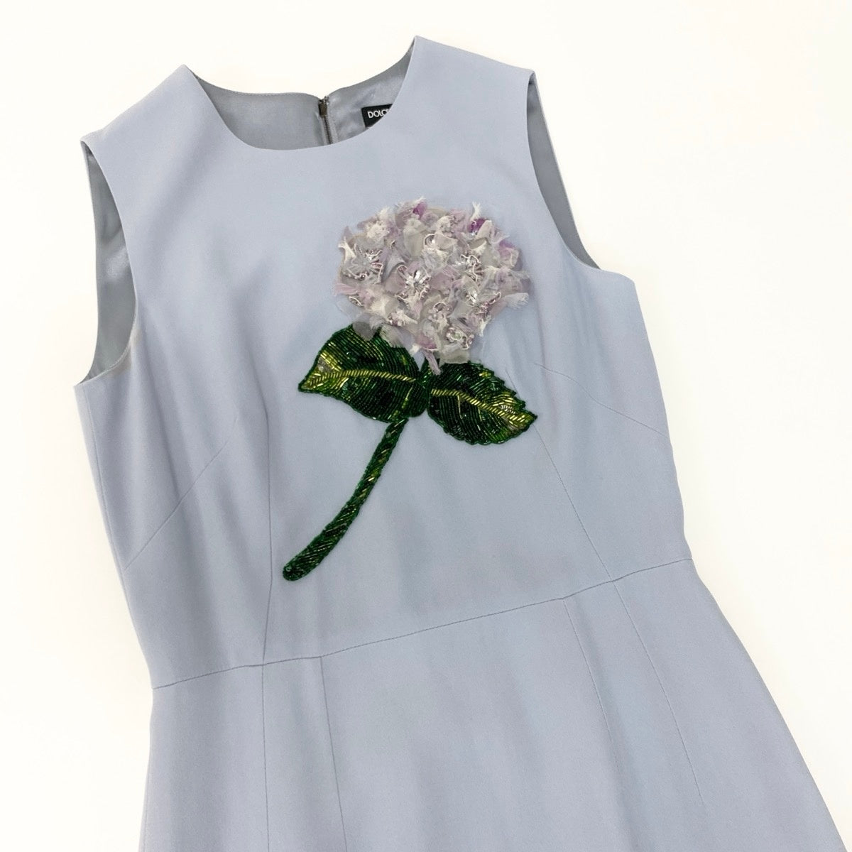 32e13 DOLCE&GABBANA ドルチェアンドガッバーナ Hortensia アジサイ フラワー装飾 ノースリーブワンピース ドレス イタリア製 F6YK4Z 40 ライトブルー シルク レディースo07t
