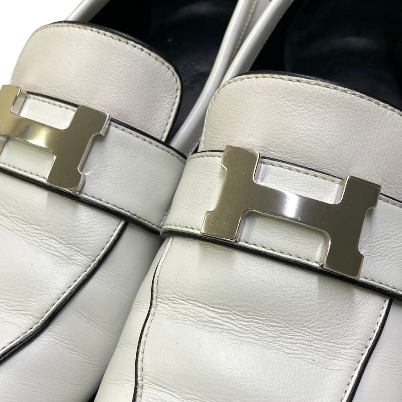 h29《美品》 HERMES エルメス モカシン パリ H金具 ローファー H Buckle Moccasin Paris Loafers size 36.5 ホワイト レザー 箱付t18r