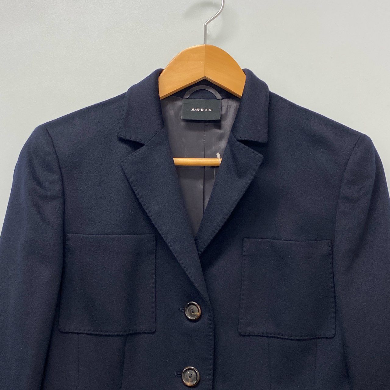 11a30 【美品】A-K-R-I-S- アクリス カシミヤ スカートセットアップ ジャケット タイトスカート 36サイズ ネイビー カシミヤ100％ レディース 女性用u02t