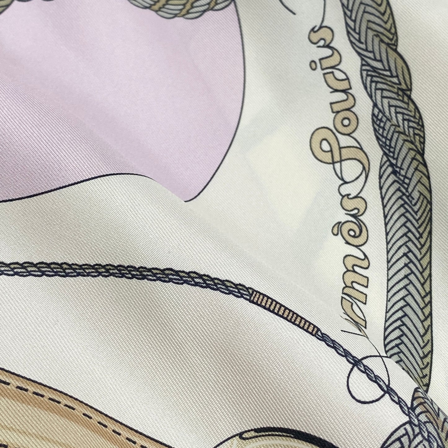 30k6【美品】HERMES エルメス 長袖シルクシャツ スカーフ柄 トップス フランス製 38サイズ マルチカラー レディースu02t