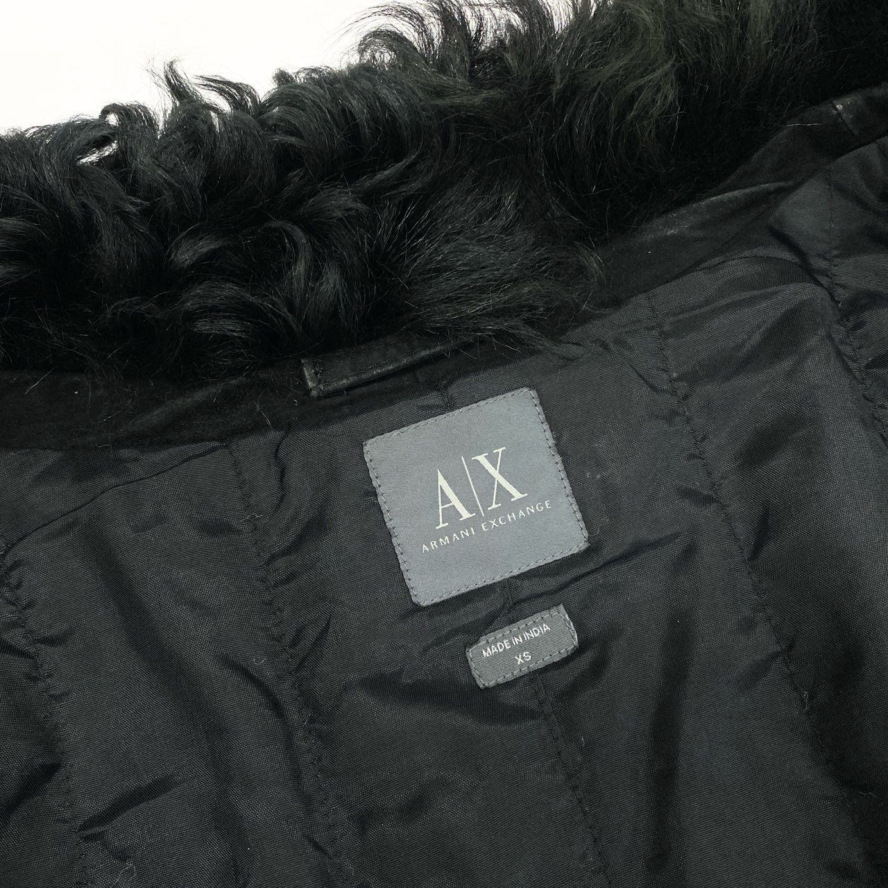 37a19 【ヴィンテージ】ARMANI EXCHANGE アルマーニエクスチェンジ ラムファー ショートレザージャケット サイズXS ブラック レザー レディース アウター ファージャケットk02i