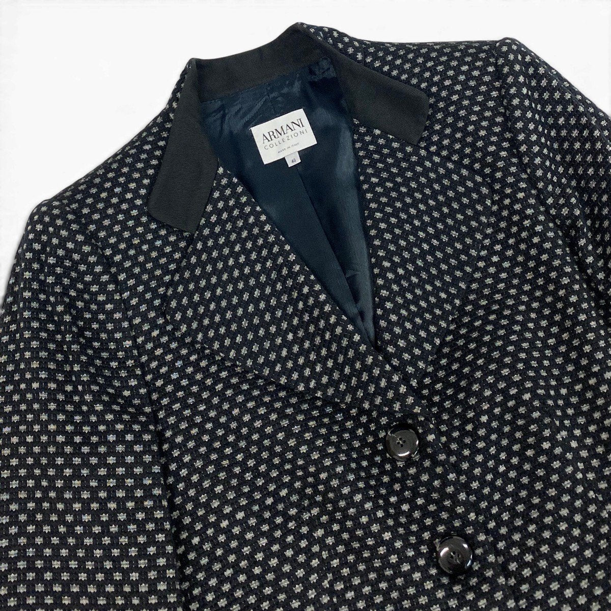 Ef27 ARMANI COLLEZIONI アルマーニコレツィオーネ テーラードジャケット 総柄 立体刺繡 サイズ40 ブラック レディースo07t