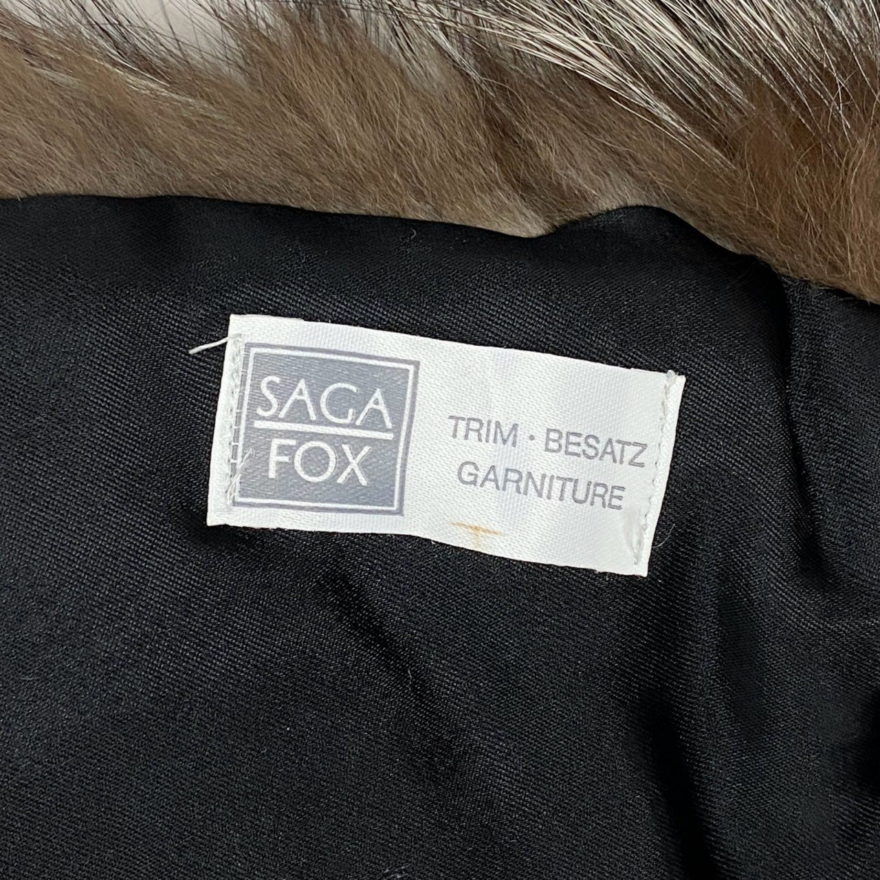 87j23 SAGA FOX サガフォックス 銀サガ シルバーフォックス 毛皮マフラー ティペット 衿巻き ブラウン系 フォックスファー レディースu02t
