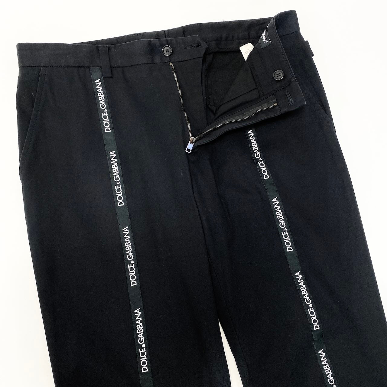 80e6 DOLCE&GABBANA ドルチェアンドガッバーナ ブランドロゴテープ ロングパンツ スラックスパンツ 伸縮ストレッチ サイズ48 ブラック メンズ 紳士服u02t