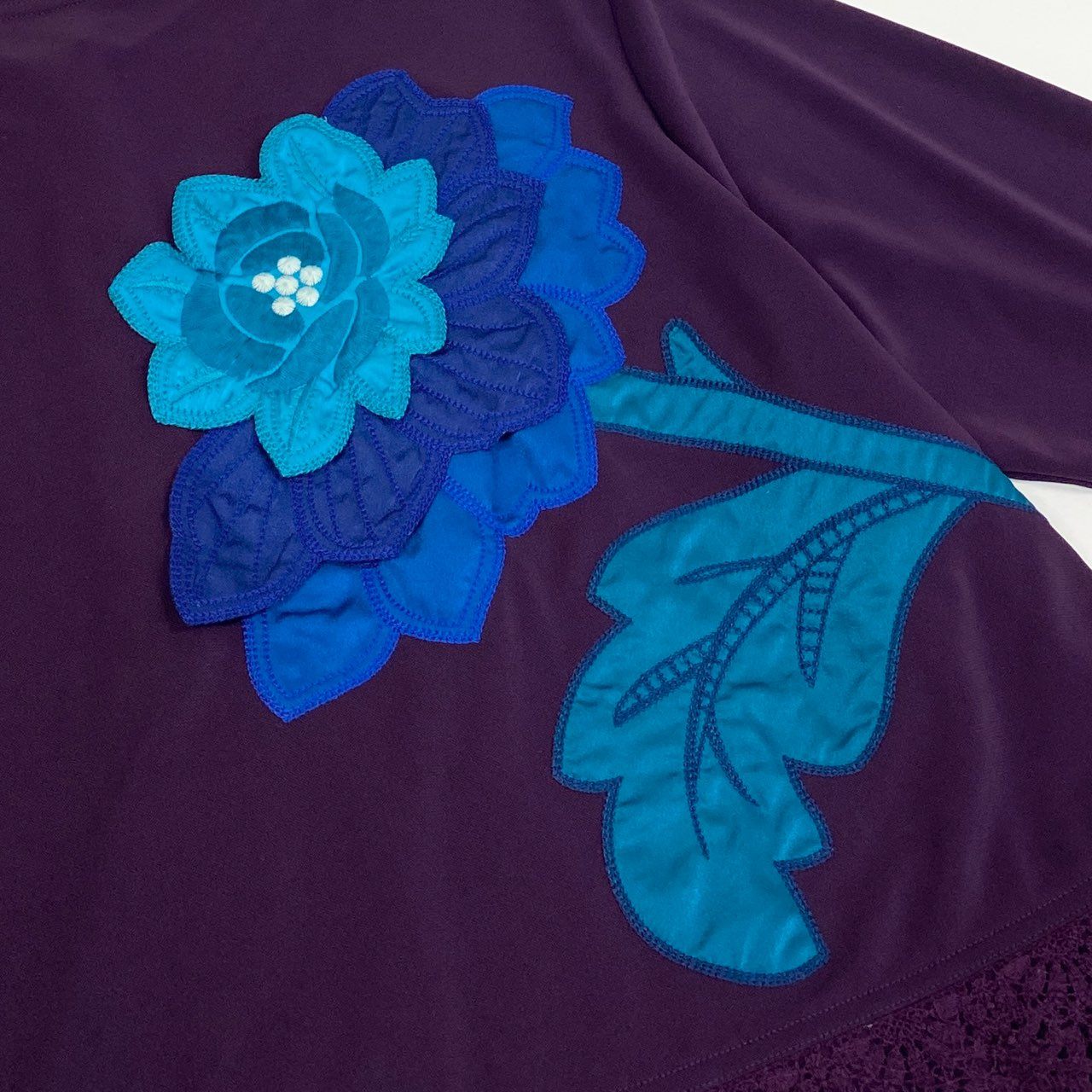 50b27 TOKUKO 1er VOL トクコプルミエヴォル ノーカラージャケット カーディガン 長袖  花柄 レース装飾 ストレッチ レディース 女性服 サイズ9 パープルu02t