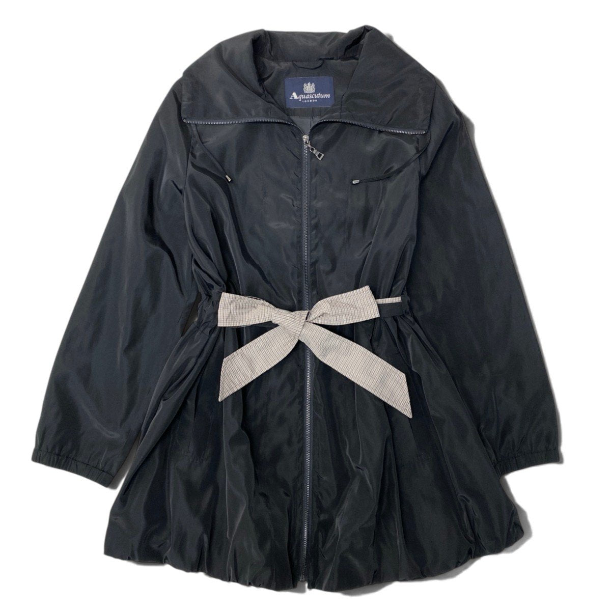 93j21 Aquascutum アクアスキュータム スタンドカラージャケット ライトアウター クラブチェック柄 ミドル丈 ウエストベルト 175/96Aサイズ ブラック ポリエステル100％ レディース 女性用u02t