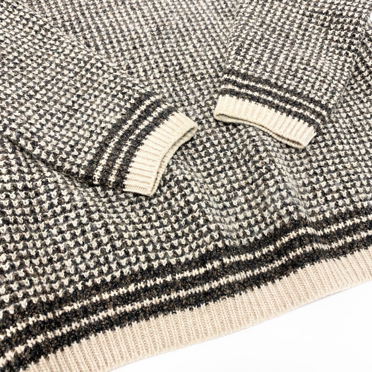 26L5 GIORGIO ARMANI ジョルジオアルマーニ 80s vintage ミドルゲージ ハイネックニットセーター ワイドシルエット短丈 サイズS ベージュ系 メンズ Archive 80sk02i