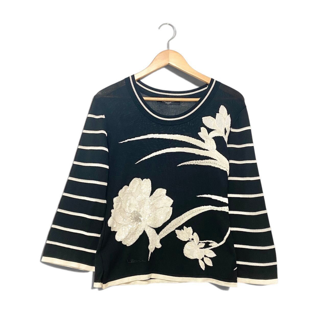 4h28 LEONARD FASHION レオナール ロングスリーブ ニットセーター スパンコール 花柄刺繍 ボーダー柄 サイズLL ブラック レディースu02t