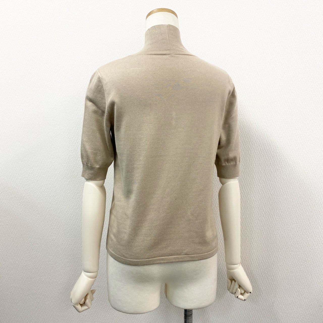 74l25 9 FOXEY フォクシー 42240 Knit Top Eleanor エレノア 半袖ニット セーター トップス ハイネック サイズ38 ベージュ レディース 日本製