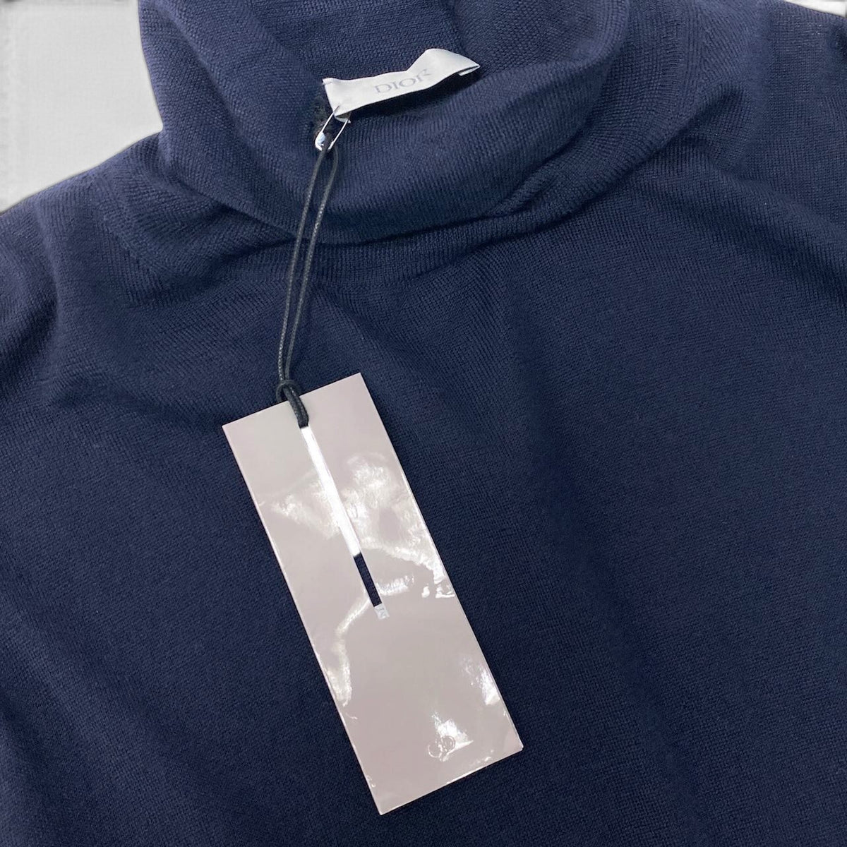 21j16 【未使用】 DIOR HOMME ディオールオム Bee刺繍 タートルネック ニットセーター 833M603BT128 サイズS ネイビー カシミヤ100％ メンズu02t