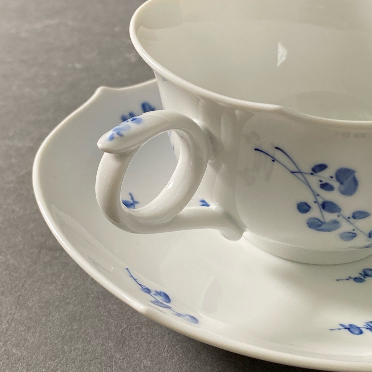 6e14 【5客セット】 Meissen マイセン 青い花 ティーカップ ソーサー 614701 / 28633 ブルー ホワイト 食器