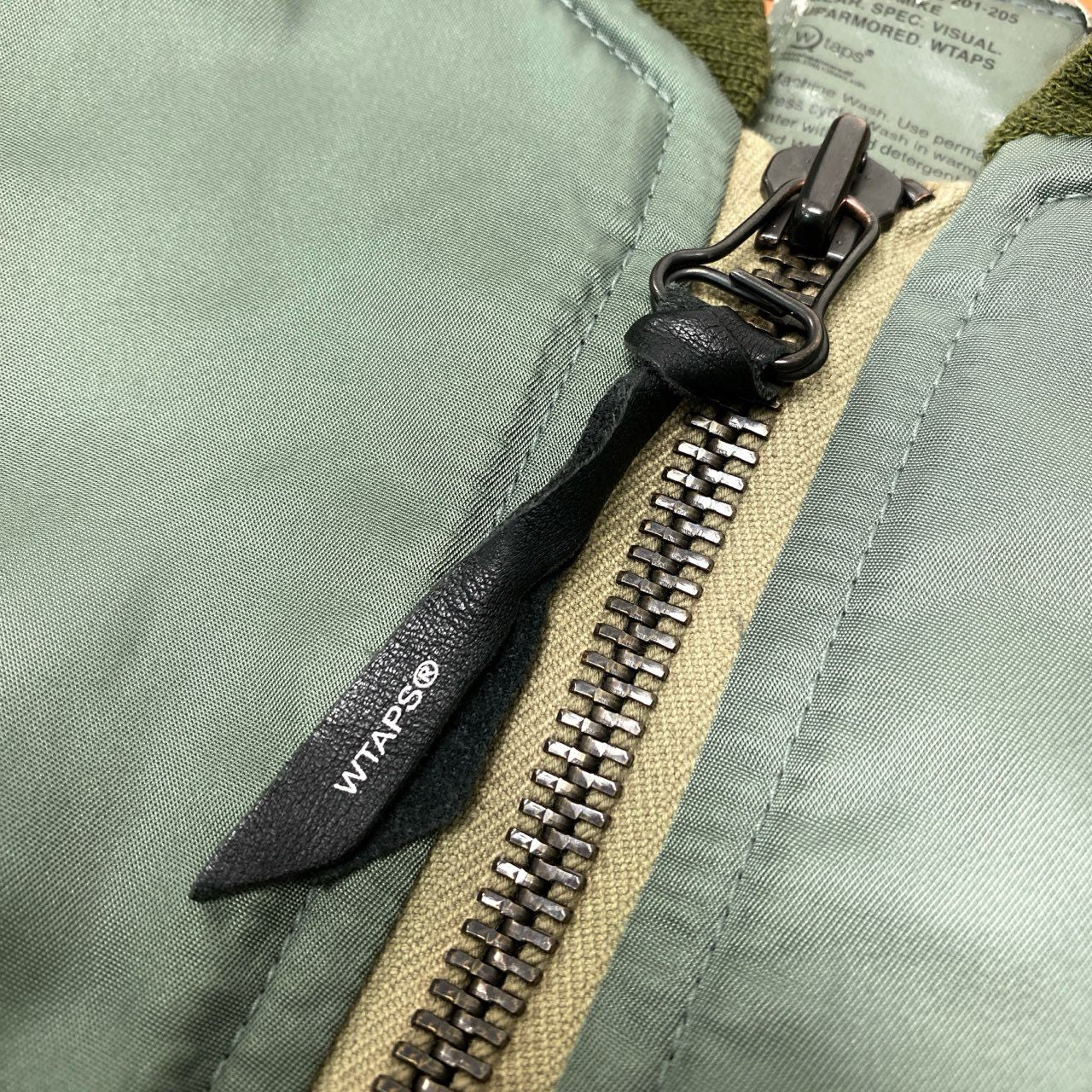 80c10 WTAPS ダブルタップス MA-1 フライトジャケット RED DAWN 刺繍 アウター GWDT-JK-M01 カーキ ナイロン100％ メンズ 男性用o07t