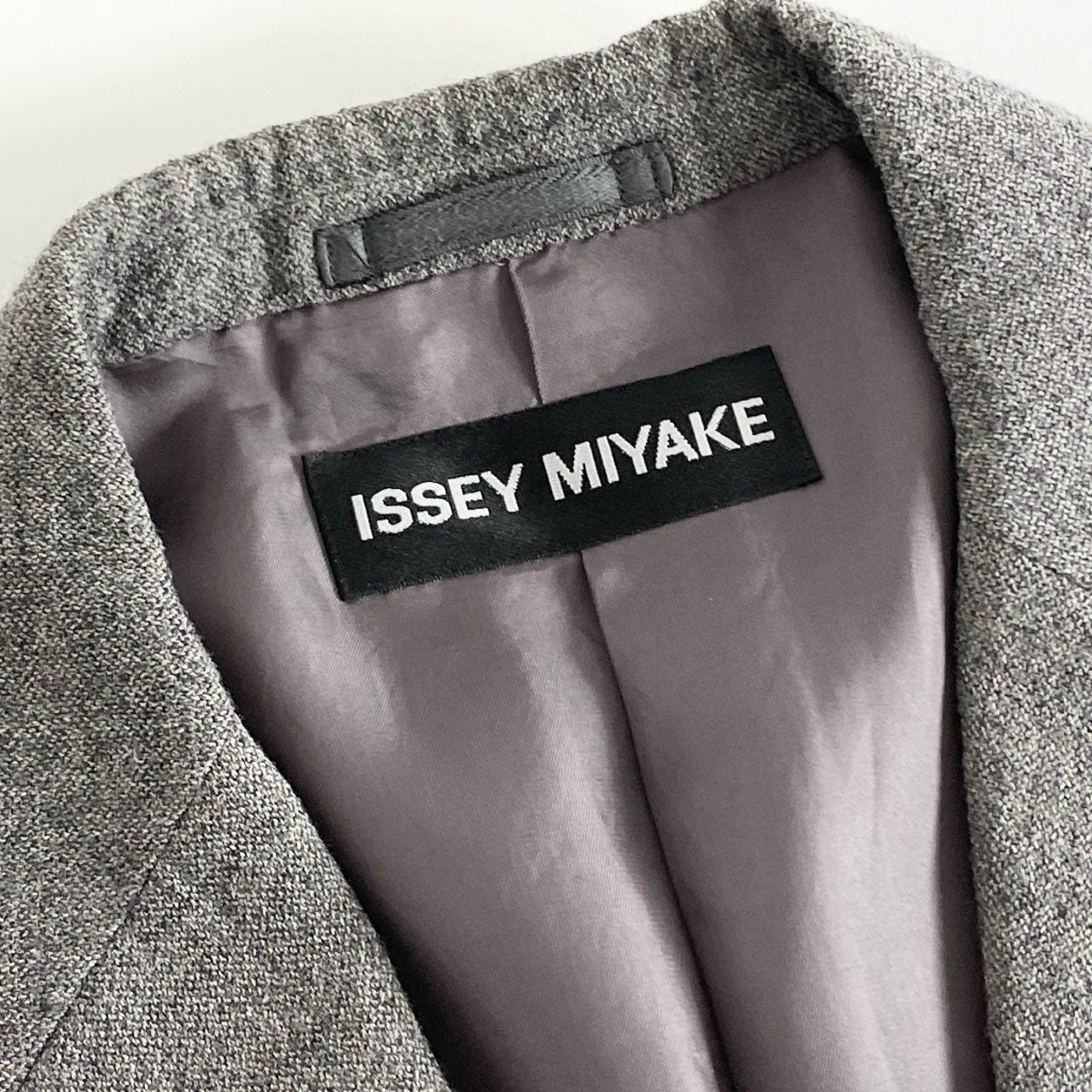 88i3 日本製 ISSEY MIYAKE イッセイミヤケ テーラードジャケット ブレザー ME63FD071 サイズ1 グレー メンズ 男性用