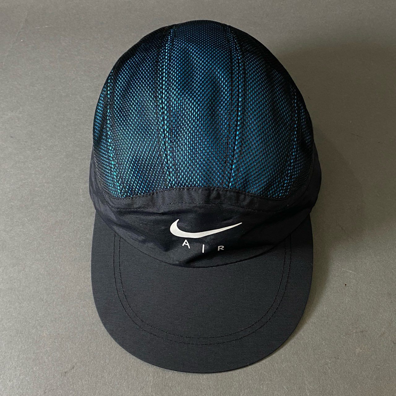 g18 《美品》 Supreme シュプリーム NIKE ナイキ Trail Running Hat トレイルランニングハット キャップ AA2242-010 ブラック ブルー 帽子