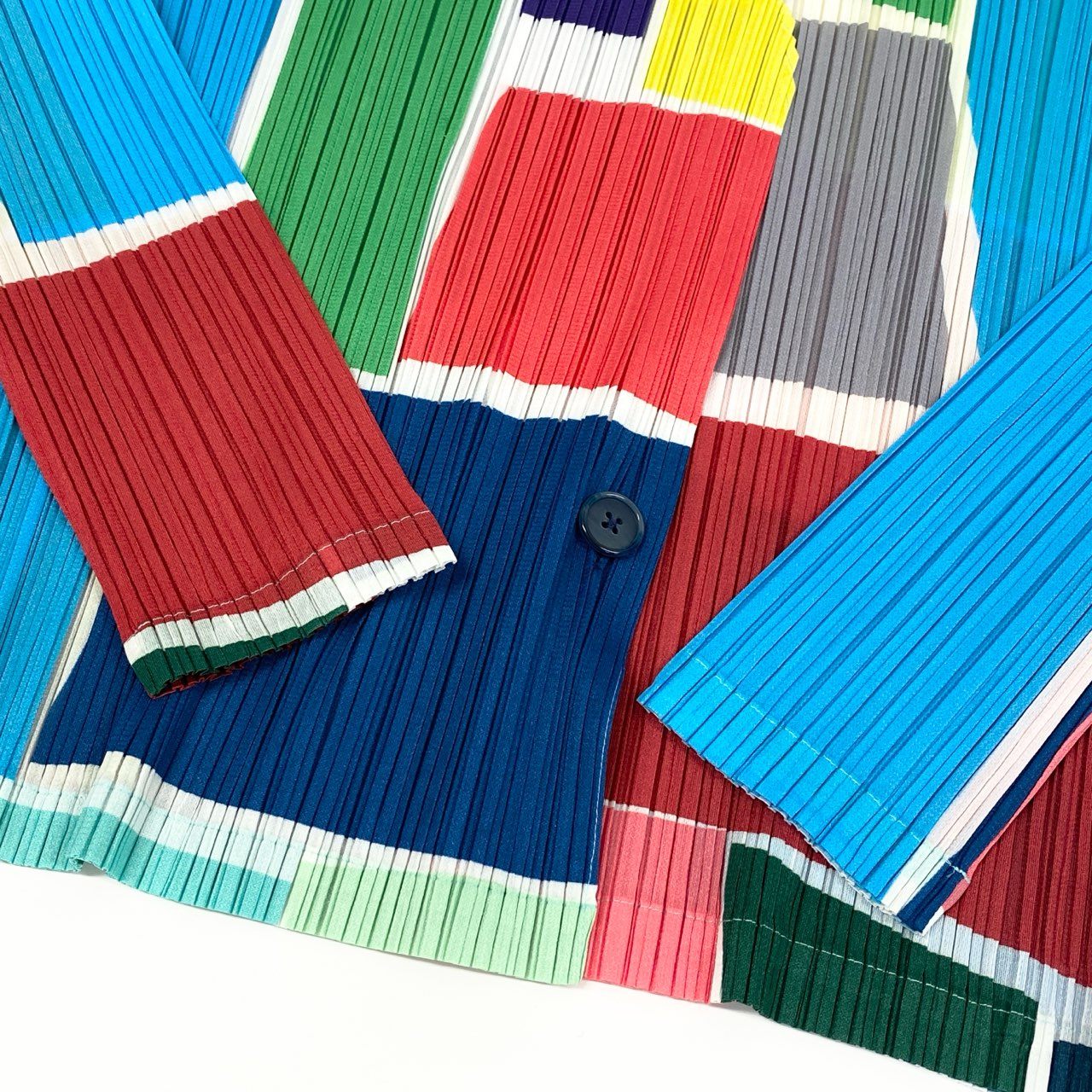 Ad9 PLEATS PLEASE プリーツプリーズ イッセイミヤケ カーディガン ジャケット トップス PP61-J0735 3 マルチカラー ポリエステル レディースu02t
