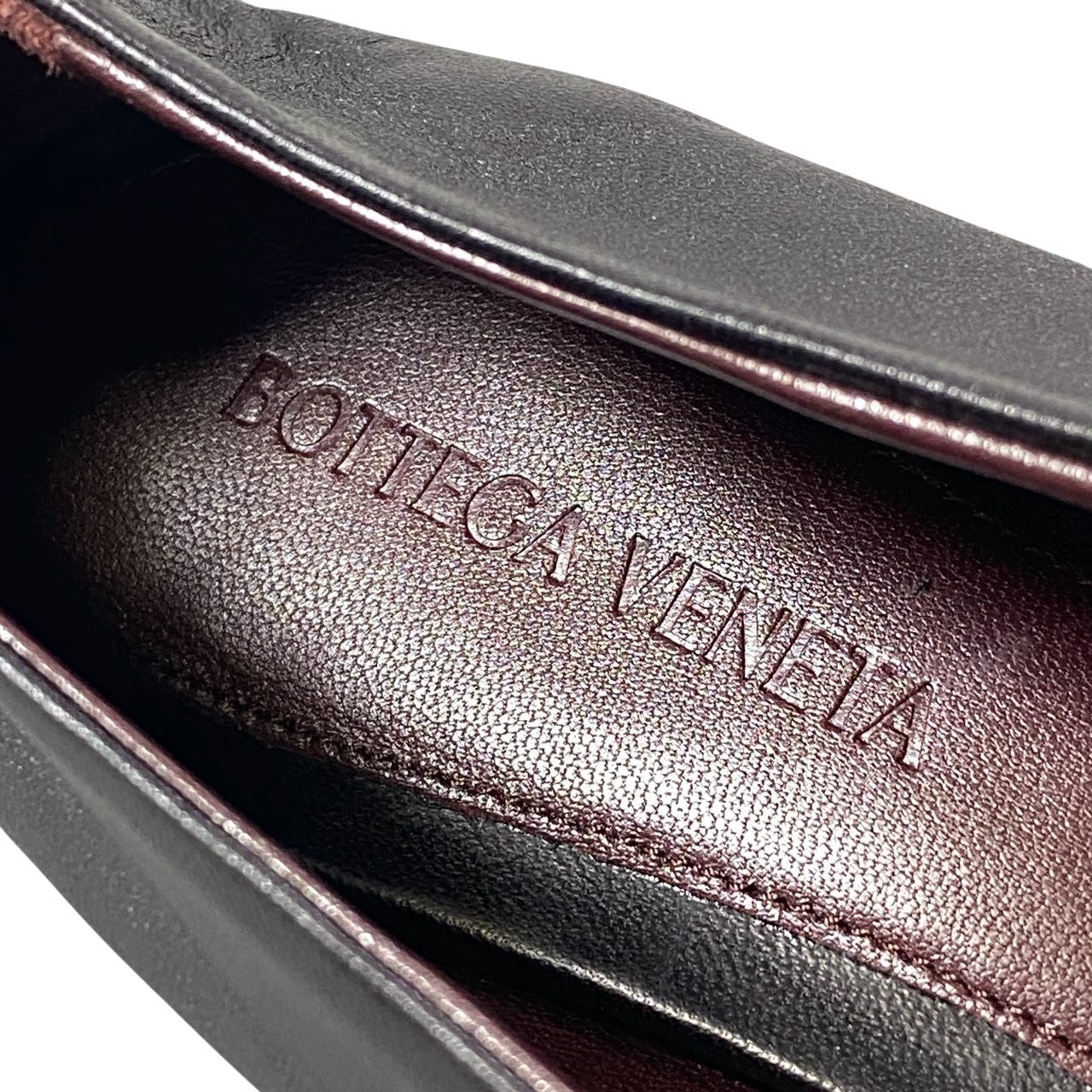c17 【未使用】BOTTEGA BENETA ボッテガヴェネタ アーモンド フラットシューズ サイズ38 1/2 ブラック レザー レディース 靴 シューズk02i