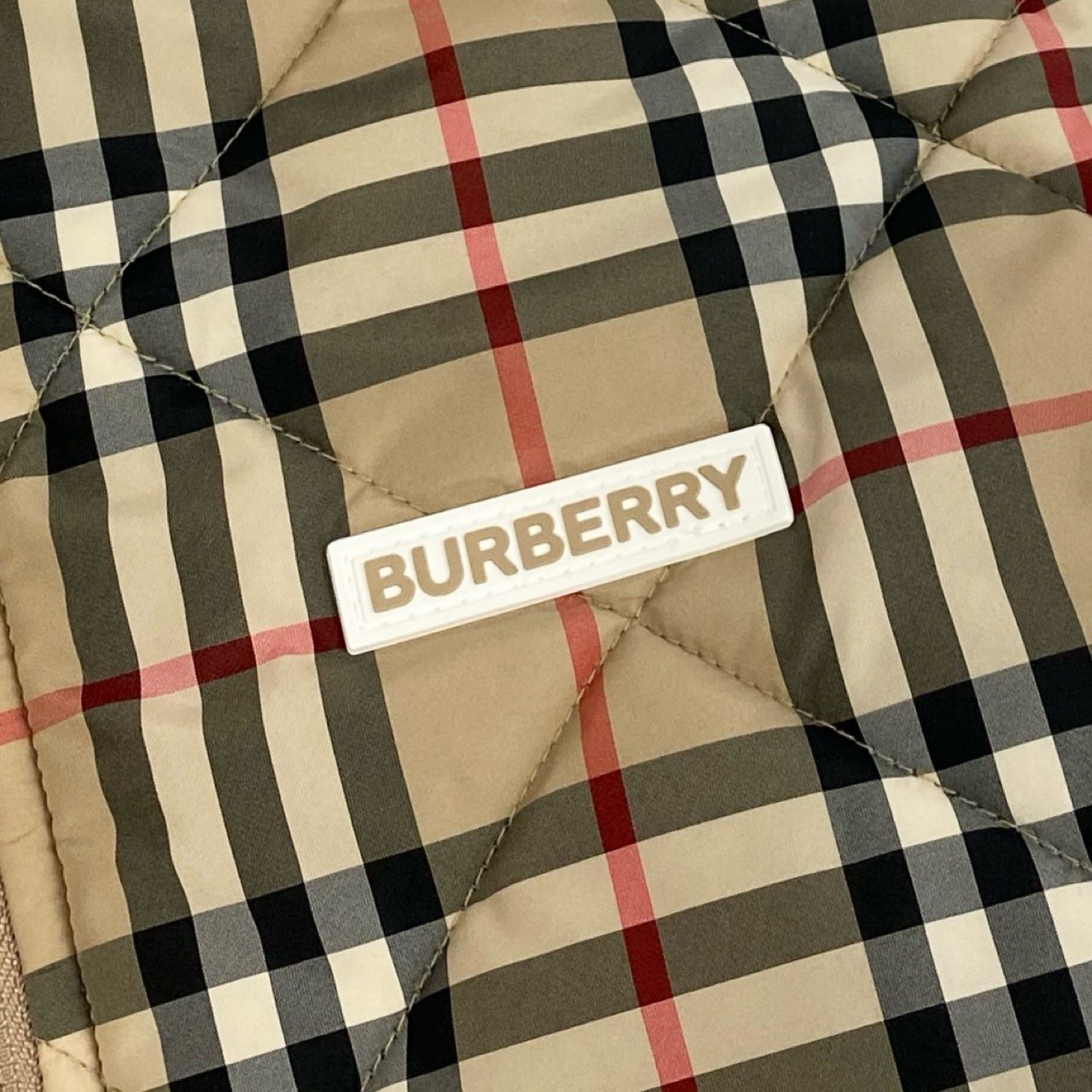 Ic18 BURBERRY バーバリー ノバチェック 中綿ジャケット ノーカラージャケット ジャンパー レディース 女性服 14Y/レディースM相当 ベージュ系k02i