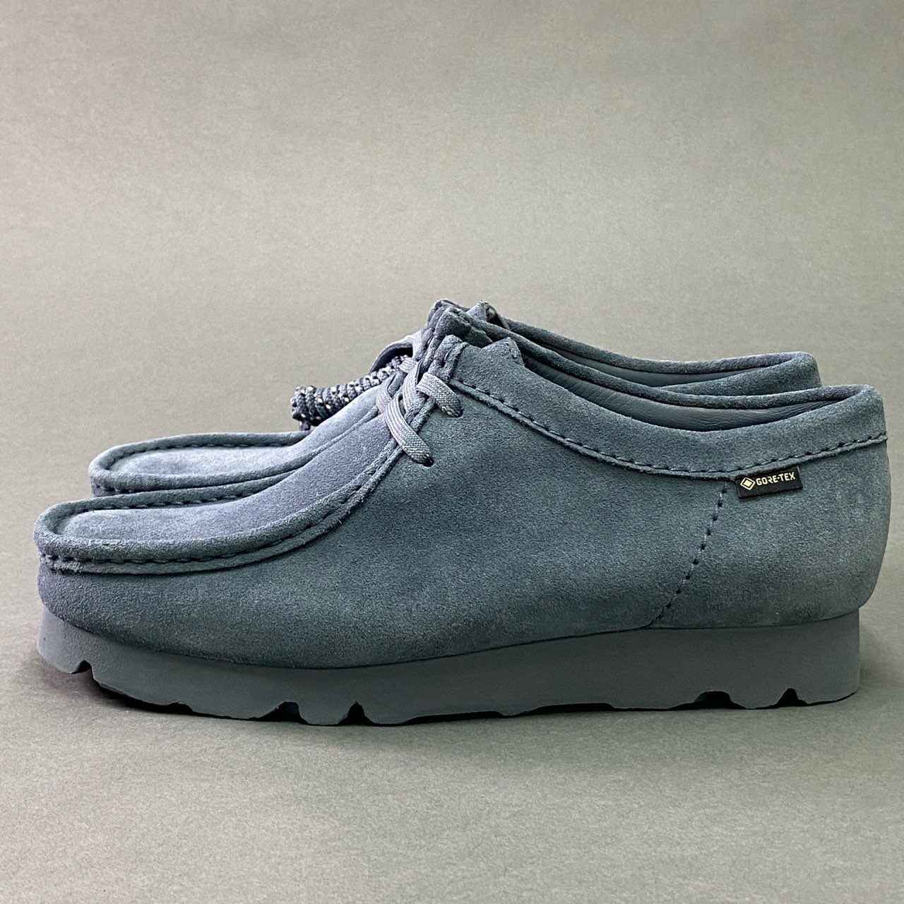 1c6 【未使用保管品】 タグ付 Clarks クラークス Wallabee GTX ワラビー GORE-TEX vibram ゴアテックス ビブラムソール チャッカブーツ シューズ 靴 25 ブルー スエード